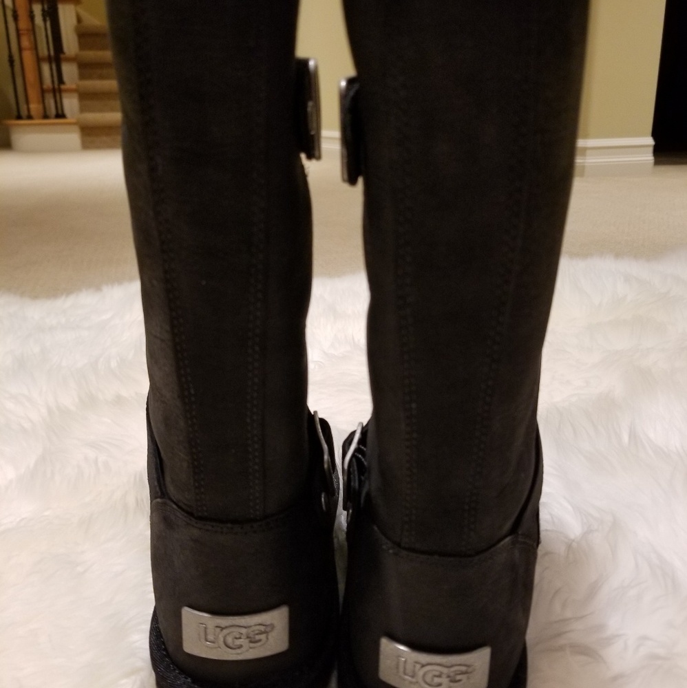 Ugg Boot - image 6